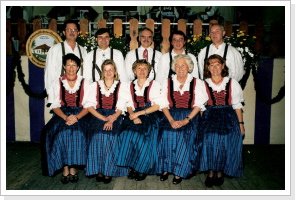 erste Tracht mit den Vohburger Farben erste Tracht mit den Vohburger Farben